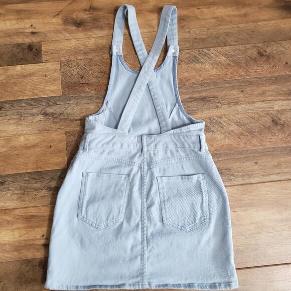 Urban Outfitters UO Kingston Light Wash Denim Criss Cross Skirtall Size 2 - Picture 6 of 11